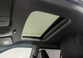 Подержанный автомобиль Москвич 3 2023 года (15 фото)