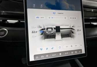 Подержанный автомобиль Geely Preface 2024 года (26 фото)