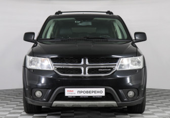 Подержанный автомобиль Dodge Journey 2011 года (2 фото)