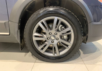 Подержанный автомобиль Volvo XC70 2012 года (19 фото)