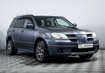 Подержанный автомобиль Mitsubishi Outlander 2007 года (3 фото)
