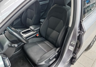 Подержанный автомобиль Geely Coolray 2023 года (19 фото)