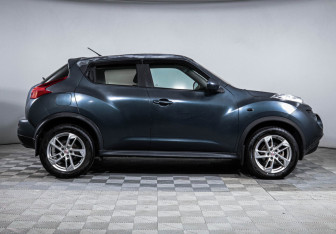 Подержанный автомобиль Nissan Juke 2013 года (4 фото)