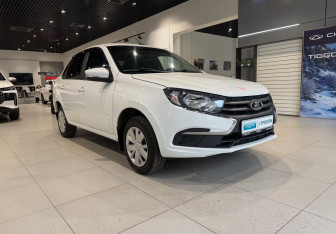 Подержанный автомобиль LADA (ВАЗ) Granta Sedan 2023 года (3 фото)