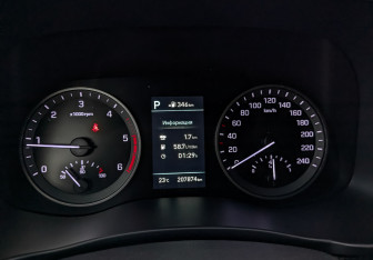 Подержанный автомобиль Hyundai Tucson 2020 года (13 фото)