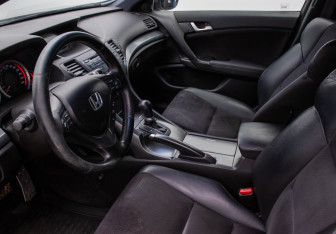 Подержанный автомобиль Honda Accord Sedan 2011 года (10 фото)