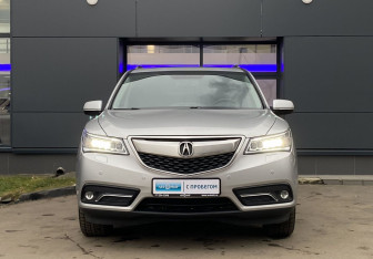Подержанный автомобиль Acura MDX 2014 года (2 фото)