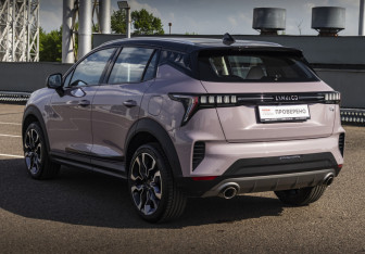 Подержанный автомобиль Lynk&Co 06 2023 года (7 фото)