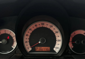 Подержанный автомобиль Kia Ceed Wagon 2008 года (12 фото)
