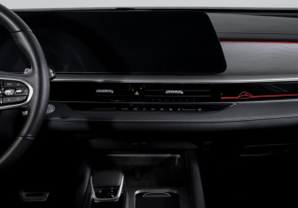 Подержанный автомобиль Chery Arrizo 8 2023 года (13 фото)