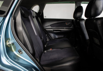 Подержанный автомобиль Hyundai Tucson 2007 года (9 фото)