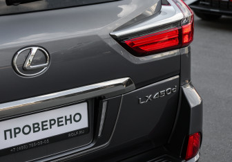Подержанный автомобиль Lexus LX 2019 года (24 фото)