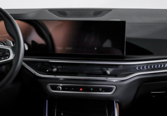 Подержанный автомобиль BMW X5 2024 года (13 фото)