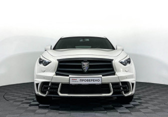 Подержанный автомобиль Infiniti FX 2013 года (2 фото)