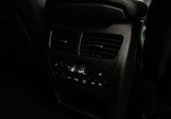 Подержанный автомобиль Acura MDX 2014 года (31 фото)