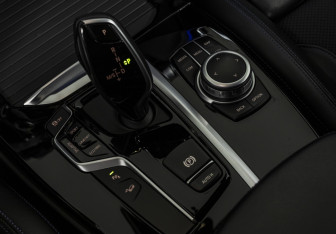 Подержанный автомобиль BMW X3 2021 года (17 фото)