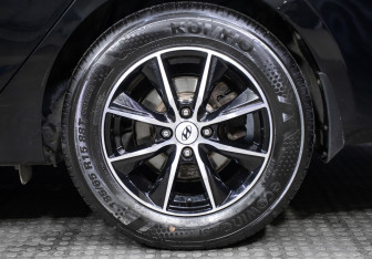 Подержанный автомобиль Hyundai Solaris Sedan 2015 года (21 фото)