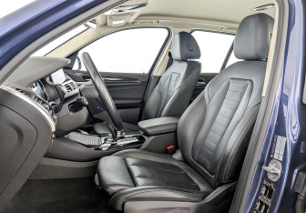 Подержанный автомобиль BMW X3 2019 года (20 фото)