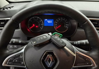 Подержанный автомобиль Renault Duster 2021 года (19 фото)