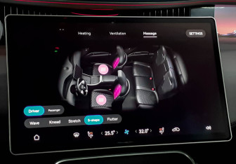 Подержанный автомобиль Avatr 11 2023 года (16 фото)