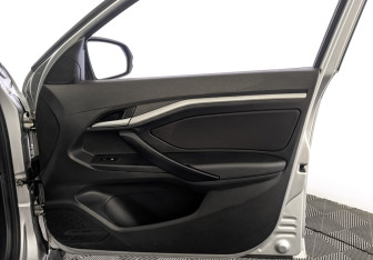 Подержанный автомобиль LADA (ВАЗ) Vesta Sedan 2018 года (25 фото)