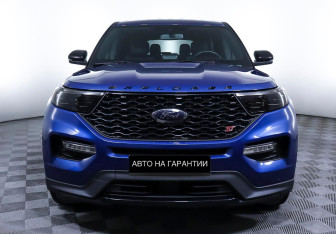 Подержанный автомобиль Ford Explorer 2021 года (2 фото)