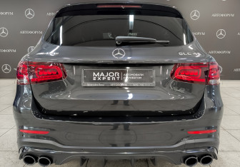Подержанный автомобиль Mercedes-Benz GLC AMG 2020 года (6 фото)