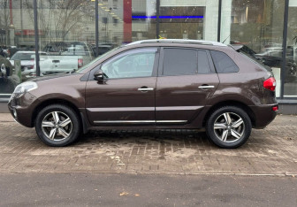 Подержанный автомобиль Renault Koleos 2014 года (5 фото)