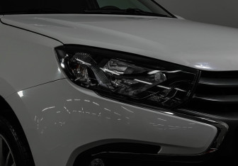 Подержанный автомобиль LADA (ВАЗ) Granta Liftback 2021 года (15 фото)