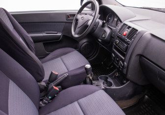 Подержанный автомобиль Hyundai Getz 2010 года (9 фото)