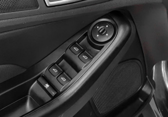 Подержанный автомобиль Ford Fiesta Hatchback 2018 года (18 фото)