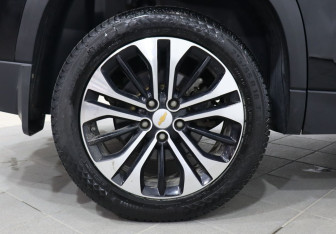 Подержанный автомобиль Chevrolet Captiva 2022 года (9 фото)