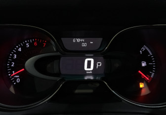 Подержанный автомобиль Renault Kaptur 2017 года (16 фото)