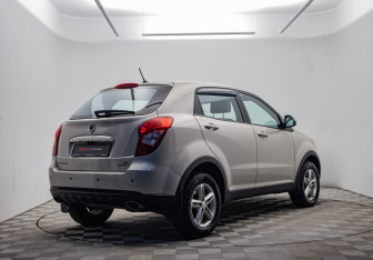 Подержанный автомобиль SsangYong Actyon 2014 года (5 фото)
