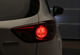 Подержанный автомобиль Mazda CX-5 2012 года (24 фото)