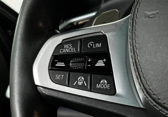 Подержанный автомобиль BMW X5 2019 года (14 фото)