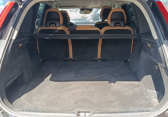 Подержанный автомобиль Volvo XC90 2015 года (12 фото)