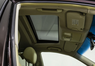 Подержанный автомобиль Infiniti EX 2009 года (17 фото)