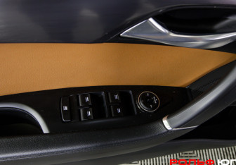 Подержанный автомобиль Hyundai i40 Wagon 2017 года (17 фото)