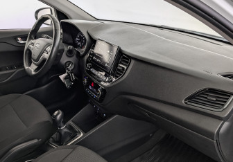 Подержанный автомобиль Hyundai Solaris Sedan 2020 года (13 фото)