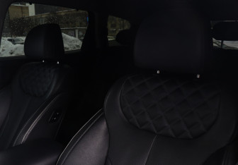 Подержанный автомобиль Hyundai Santa Fe 2022 года (8 фото)