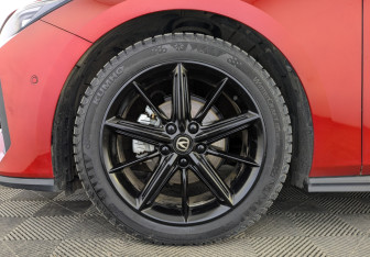 Подержанный автомобиль Changan UNI-V 2023 года (12 фото)