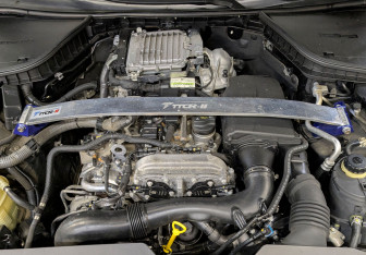 Подержанный автомобиль Infiniti Q50 2017 года (9 фото)