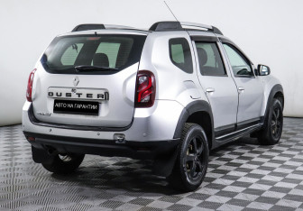 Подержанный автомобиль Renault Duster 2014 года (3 фото)