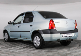 Подержанный автомобиль Renault Logan Sedan 2006 года (4 фото)