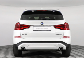 Подержанный автомобиль BMW X3 2020 года (4 фото)