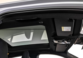 Подержанный автомобиль BMW X2 2024 года (24 фото)