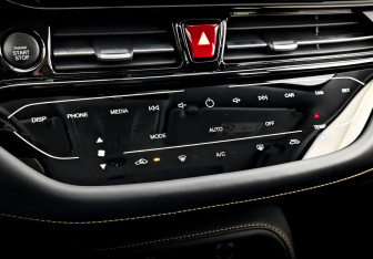 Новый Москвич 3 2023 (25 фото)