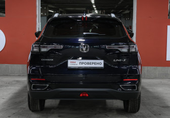 Подержанный автомобиль Changan UNI-S 2024 года (6 фото)
