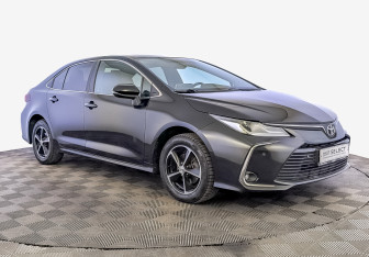 Подержанный автомобиль Toyota Corolla Sedan 2020 года (3 фото)